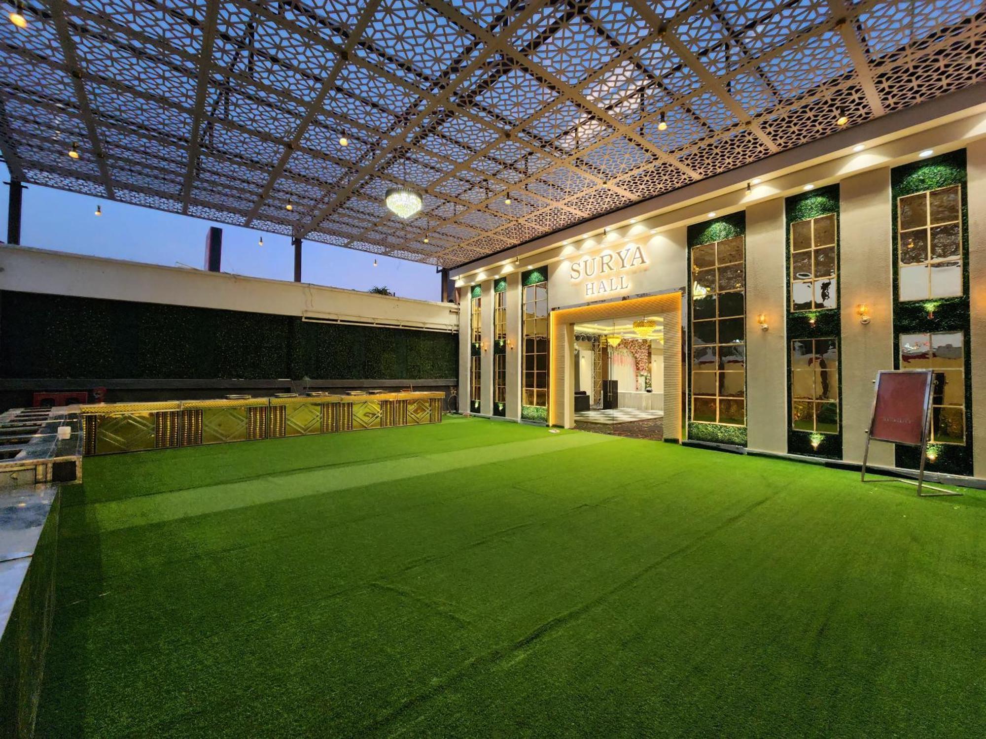 Hotel Mandakini Royale Kanpur Exterior photo